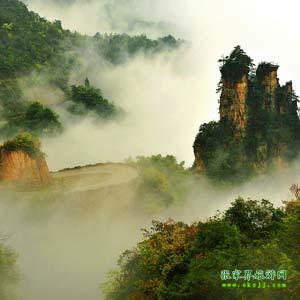 【喜樂拼團(tuán)線路】張家界、寶峰湖、天門山、天子山、猛洞河漂流三晚四日游